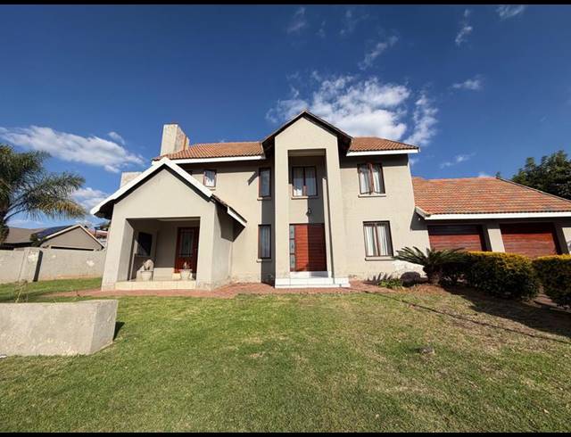 3 BEDROOM HOUSE FOR SALE IN BROOKLANDS LIFESTYLE ESTATE